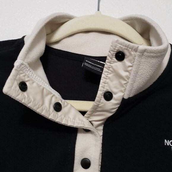 The North Face Fleece - Picture 4 of 7